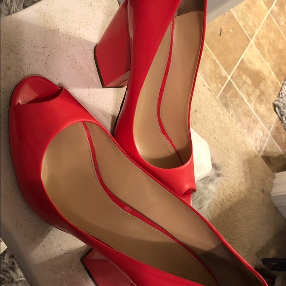 Peep toe shoes - Picture 2 of 5